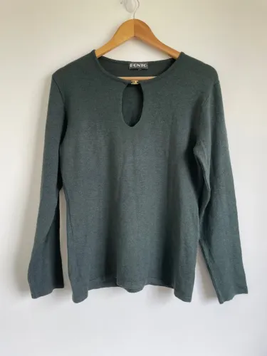 Blusa de fio verde escuro tam G Ponto