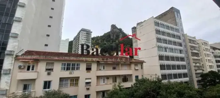 Apartamento : Padrão / Residencial / Copacabana