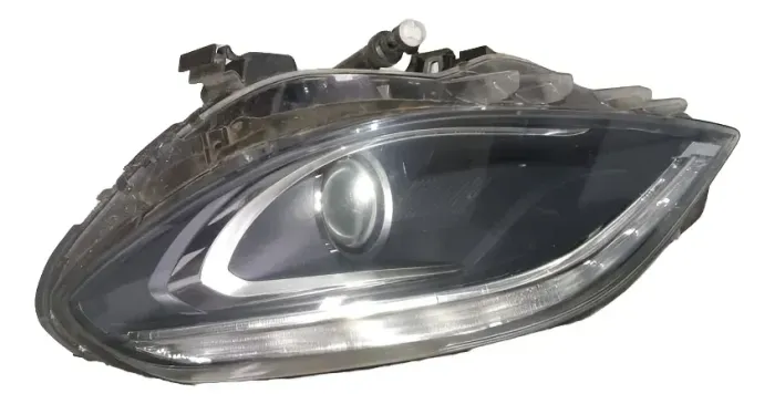 Farol Mercedes A200 B200 2013/2015 Completo A2468207161 Le Esquerdo/motorista (Usado)