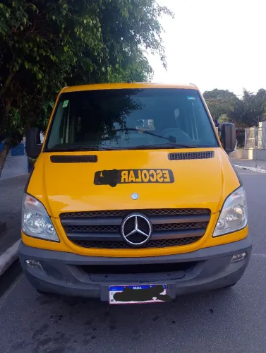 Van escolar Sprinter 24 lugares 2014