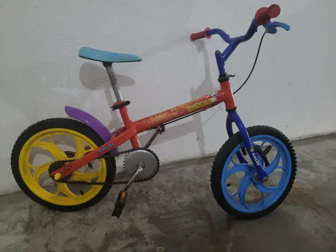 Bicicleta infantil - Caloi versão Lucas Neto (toda original)