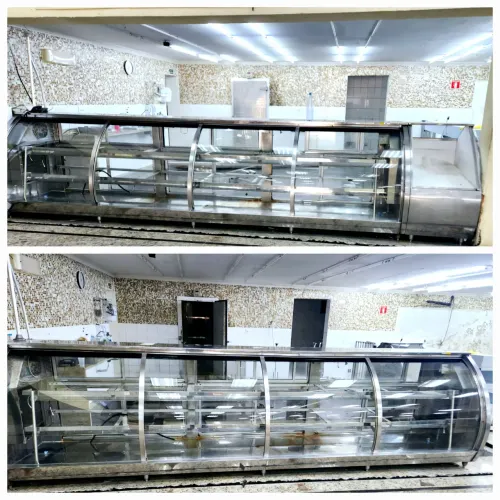 Balcão expositor frios oferta padaria