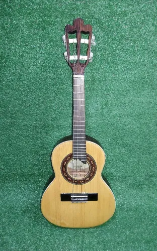 Cavaquinho Flat Cortez ano 98 captado