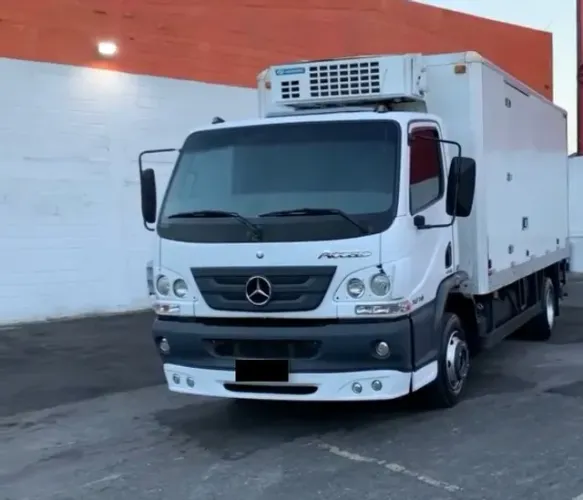 Accelo Baú Refrigerado 2018