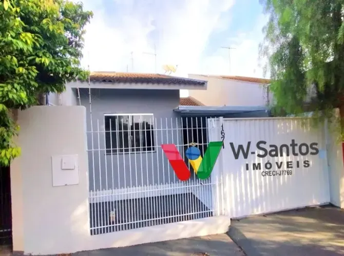 CASA SEMI-NOVA À VENDA EM PAIÇANDU/PR
