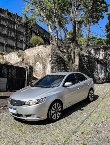 Kia Motors Cerato 1.6 16V Aut. 2013