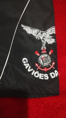 Bermuda dos Gaviões da Fiel