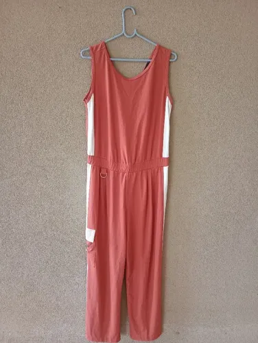 Macacão feminino marca Skunk (novo) - tamanho 46