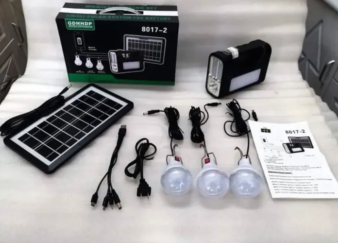 Kit de Iluminação Solar Completo 8017-2