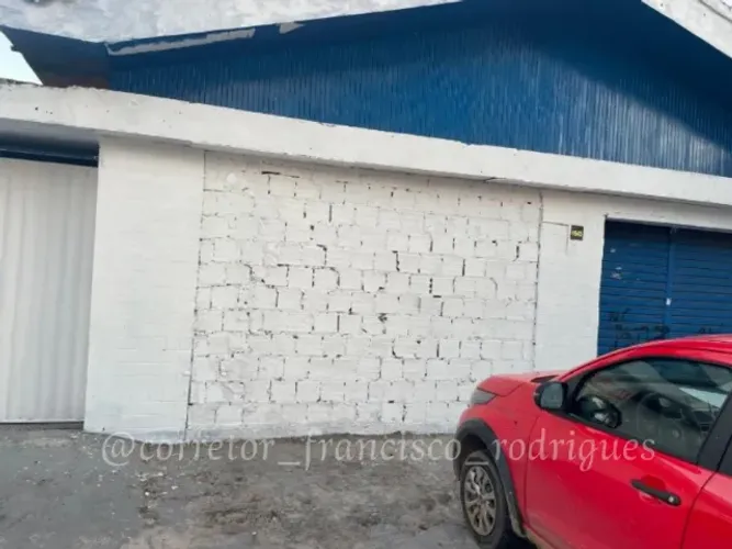 LOCAÇÃO-Avenida Getúlio Vargas esquina com a João Durval. 