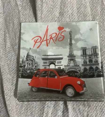 Pratinho Decorativo Paris com Carro Vermelho