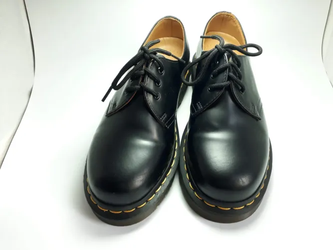 Sapato Dr. Martens unissex usado 1x, tamanho 37