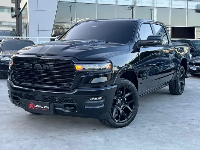 Ram 1500 Laram. Night ED. Bi-TB 3.0 4X4 Aut. 2025