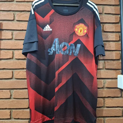 Camisa Manchester United Inglaterra Adidas silk saiu