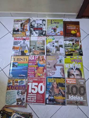 Revistas antigas variadas em perfeito estado