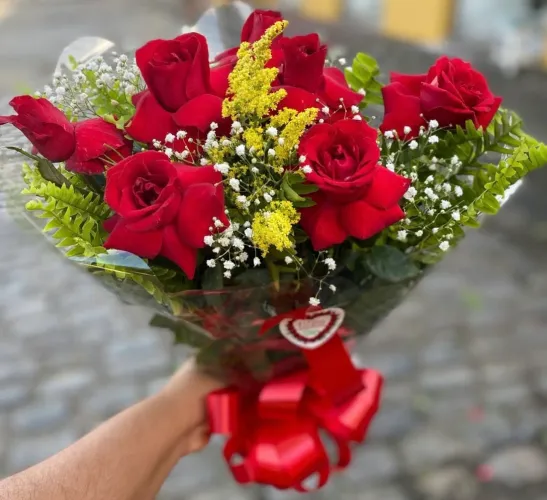 Buquê de Rosas Vermelhas - Presente Perfeito