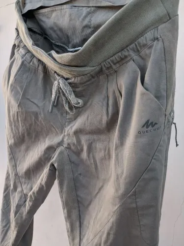 Calça trilha feminina P quechua Decathlon trekking 