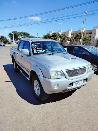Mitsubishi L200 Sport HPE 2.5 4X4 CD DTI Dies. Aut. 2005