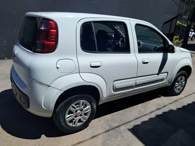 Fiat Uno Vivace Celeb. 1.0 EVO F.flex 8V 5P 2016