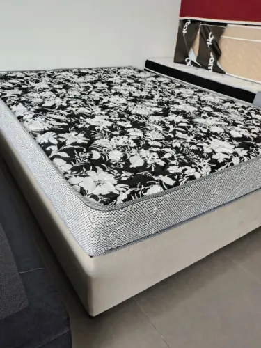 CAMA DISPONÍVEL À PRONTA-ENTREGA FRETE GRÁTIS NO MESMO DIA DA COMPRA