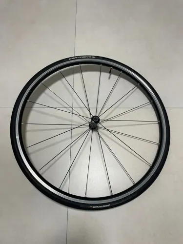 Roda dianteira Syncros Tubeless - Road / Speed