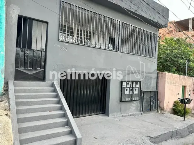 Alugue Casa/Kitnet no Bairro Botafogo em Justinópolis MG