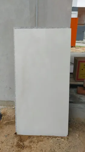 Porcelanato esmaltado 50x100 - 2m2