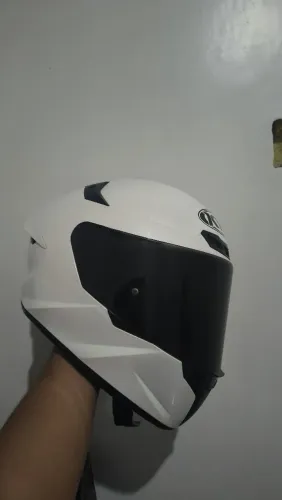 CAPACETE KYT
