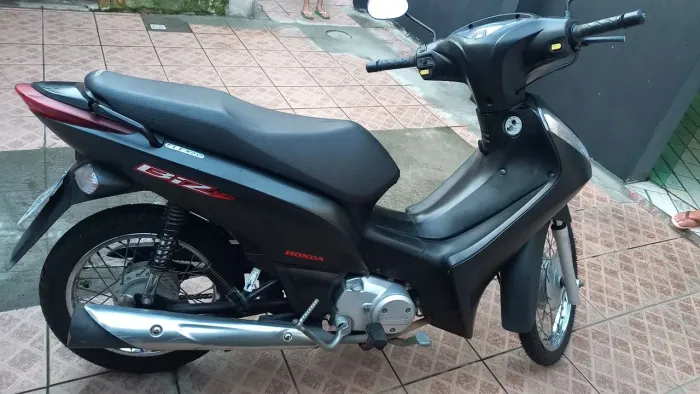 Biz muito conservada pouco uso