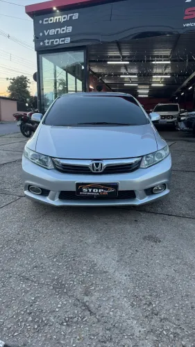 Honda Civic Sedan LXR 2.0 Flexone 16V Aut. 4P 2014