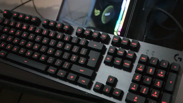 Teclado Mecânico Logitech G413
