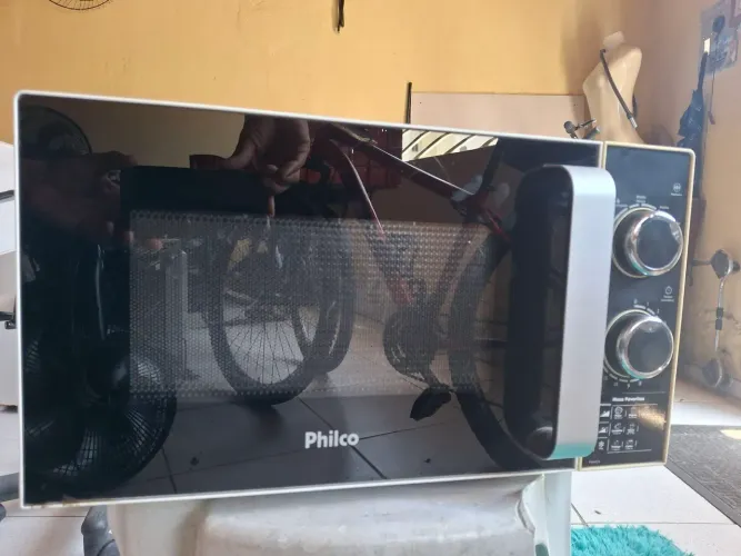 Micro-ondas philco 21 Litros todo novo