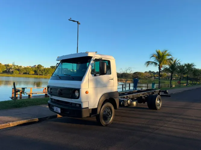 Caminhão - 8-160 Delivery