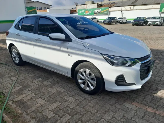 Chevrolet Onix Hatch LT 1.0 12V TB Flex Mec. 4P 2023