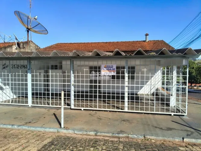 Casa com 1 Quarto(s) e 2 banheiro(s) para Alugar, 10 m² por R$ 3500 / Mês