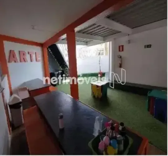 Prédio Comercial com 747,65m²; no Colégio Batista!