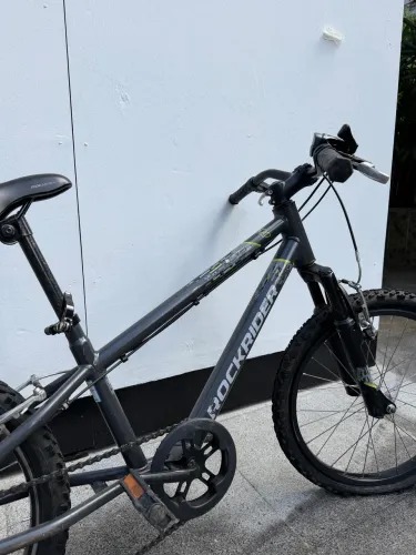 Bicicleta Mountain Bike