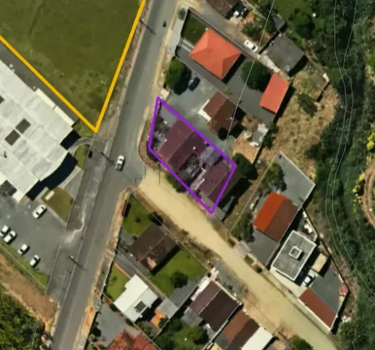 Terreno de esquina em rua principal no bairro Ribeirão Cavalo em Jaraguá do Sul