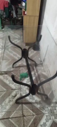Vendo mesa de vidro