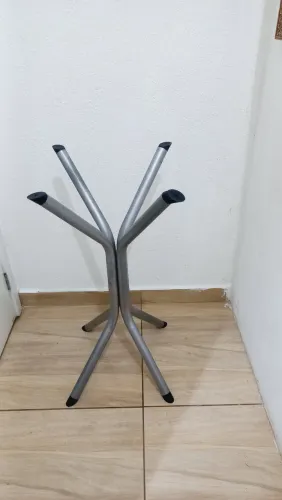 Pés para mesa
