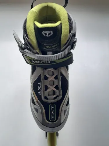 OPORTUNIDADE: Patins Traxart #6 (Tam:37/38 Brasil)