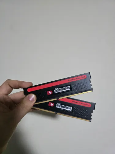 Memória ram 16GB ddr4 2x8 3200mhz PICHAU