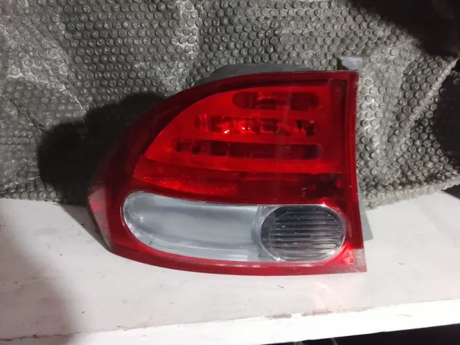 Lanterna de New Civic 2007/11 L esq