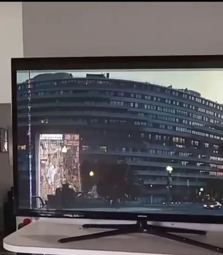 VENDO TV SAMSUNG 60 POLEGADAS (NÃO É SMART)