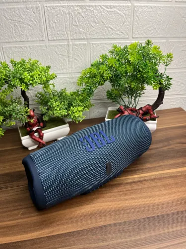 Caixa de som JBL charge 5 