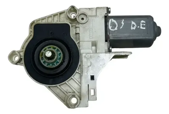Motor Máquina Vidro Dianteiro Esquerdo Audi Q3 2018