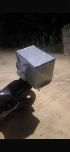 BAÚ COM SUPORTE PARA CB TWISTER