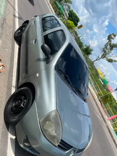Renault Clio Authentique 1.0 8V 3P 2006