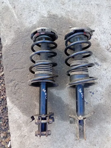 Torre suspensão Renault senic