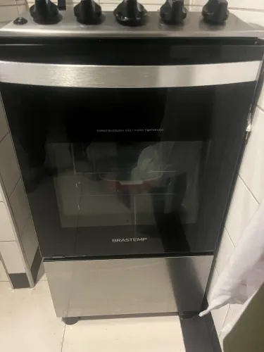 Fogão Brastemp 4 bocas, inox, forno com vidro temperado